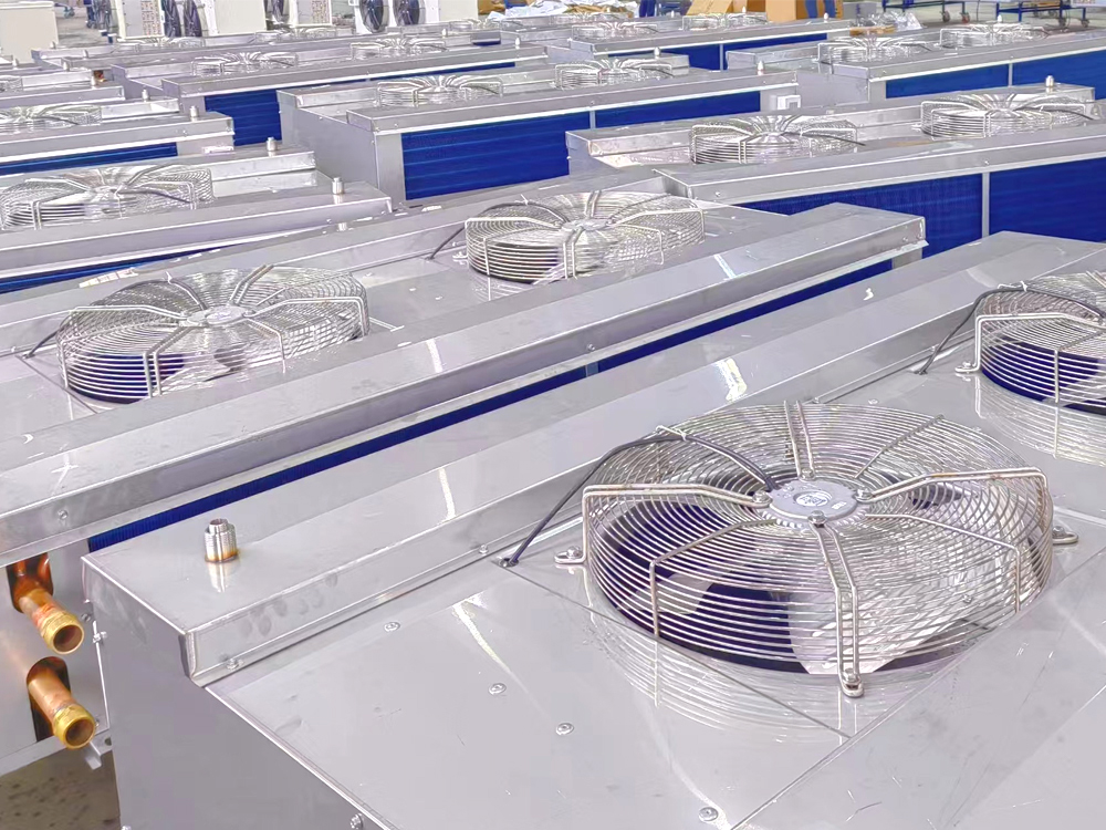 Dual-side-discharge stainless steel housing and hydrophilic aluminum foil air cooler