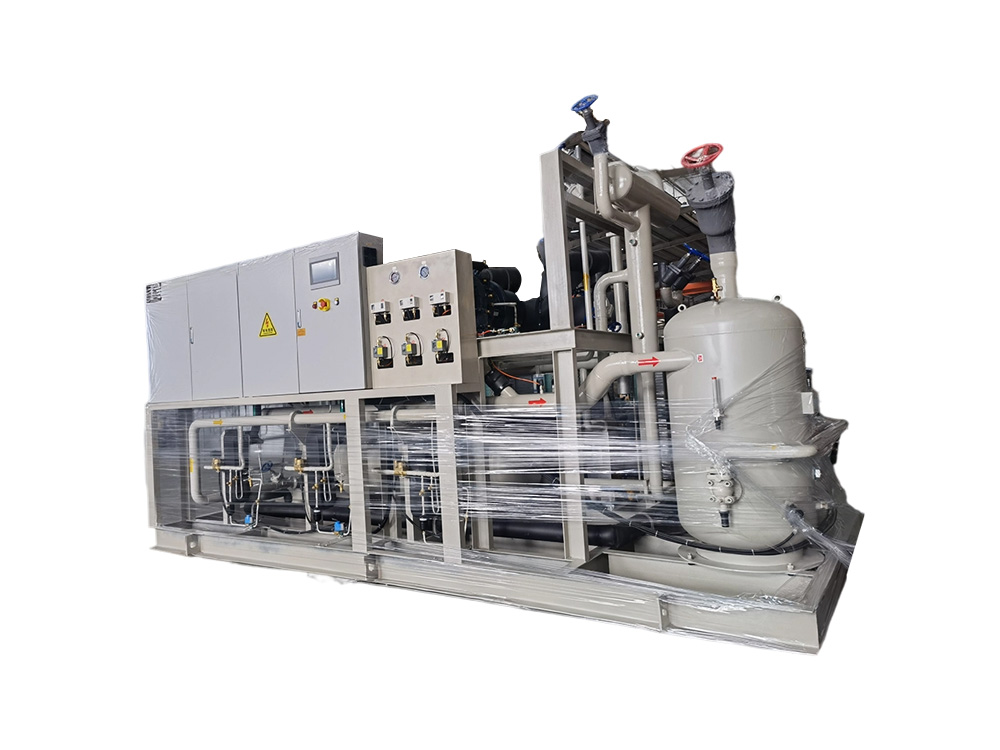 Three parallel screw compressor units